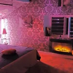 Oda ve Kahvaltı Loft Love-room Saint-Vincent-de-Paul (Landes)
